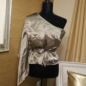 🎁  NEW Forever 21 Olive Top